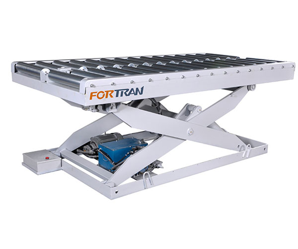 In che modo una tavola elevatrice idraulica da 3 tonnellate con superficie a rulli non motorizzata può migliorare l'efficienza nella movimentazione dei materiali industriali